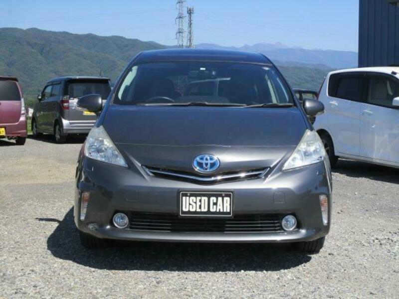 PRIUS ALPHA
