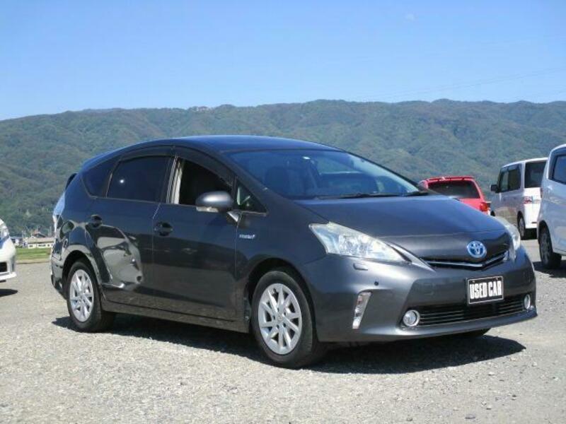 PRIUS ALPHA