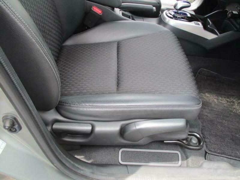 FIT HYBRID