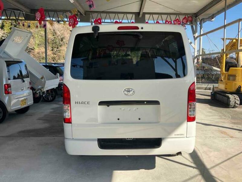 HIACE VAN