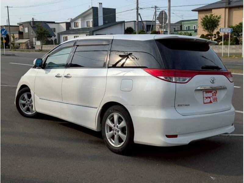 ESTIMA HYBRID