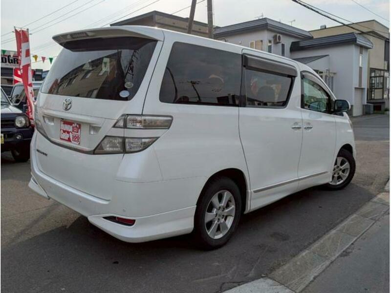 VELLFIRE