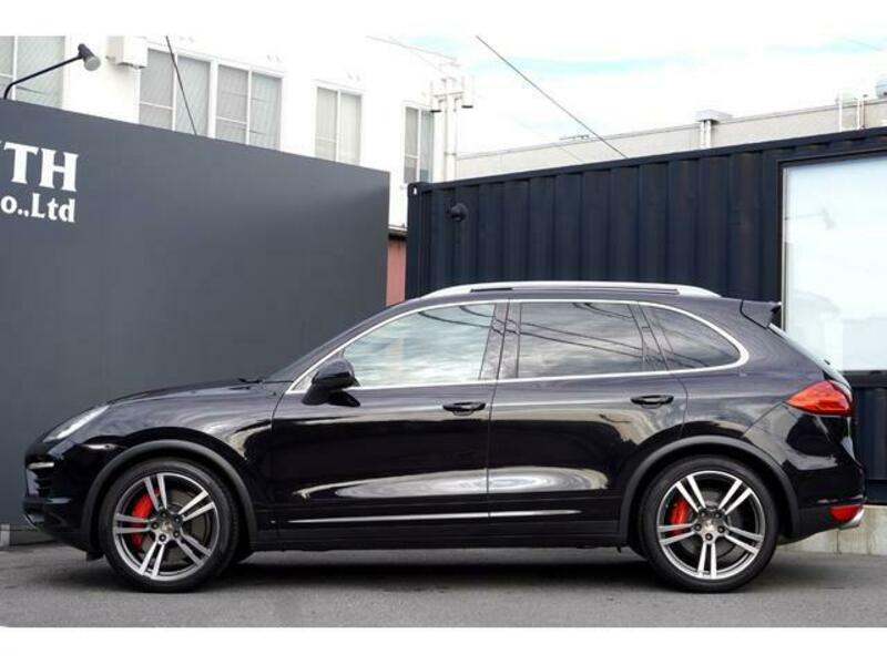 CAYENNE