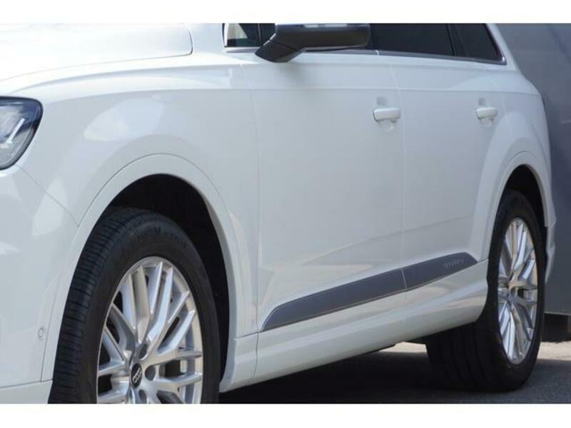 Q7