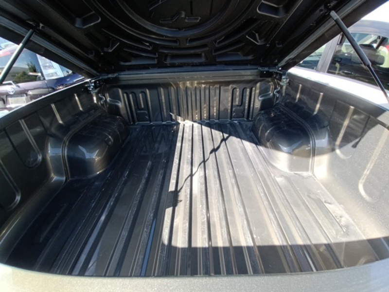 HILUX
