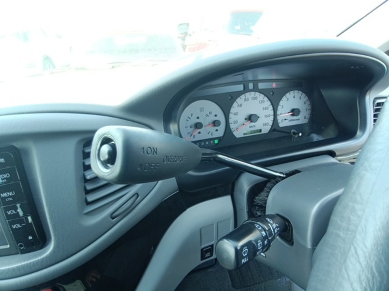 TOURING HIACE