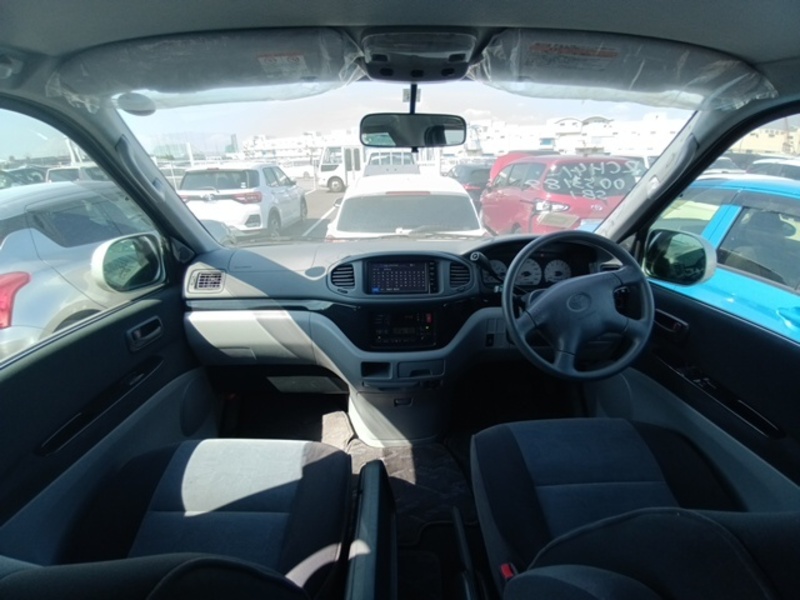 TOURING HIACE