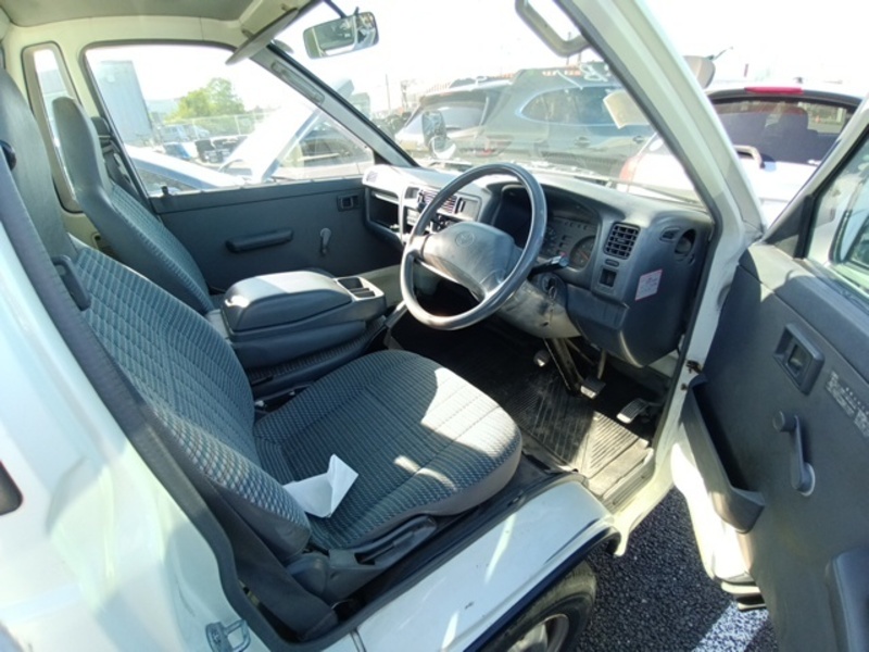 TOWNACE TRUCK