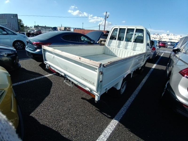 TOWNACE TRUCK
