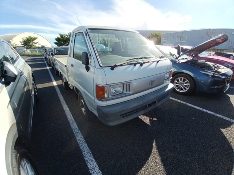 TOWNACE TRUCK
