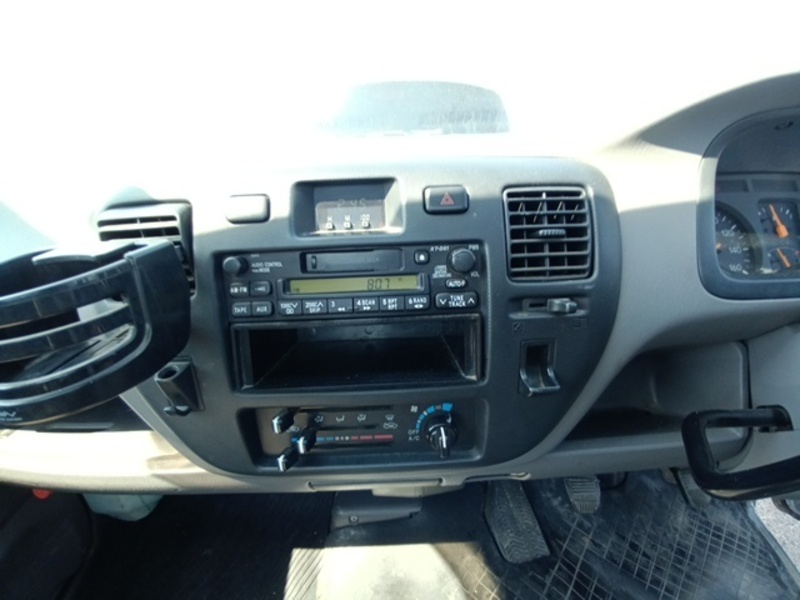 TOWNACE TRUCK