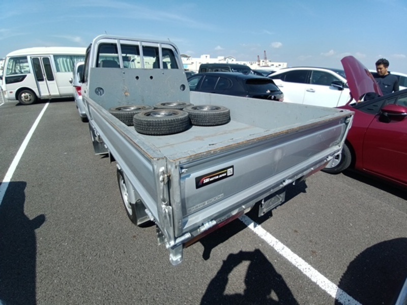 TOWNACE TRUCK