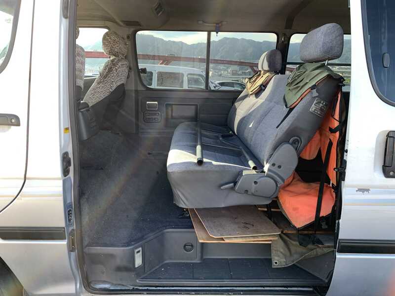 HIACE VAN