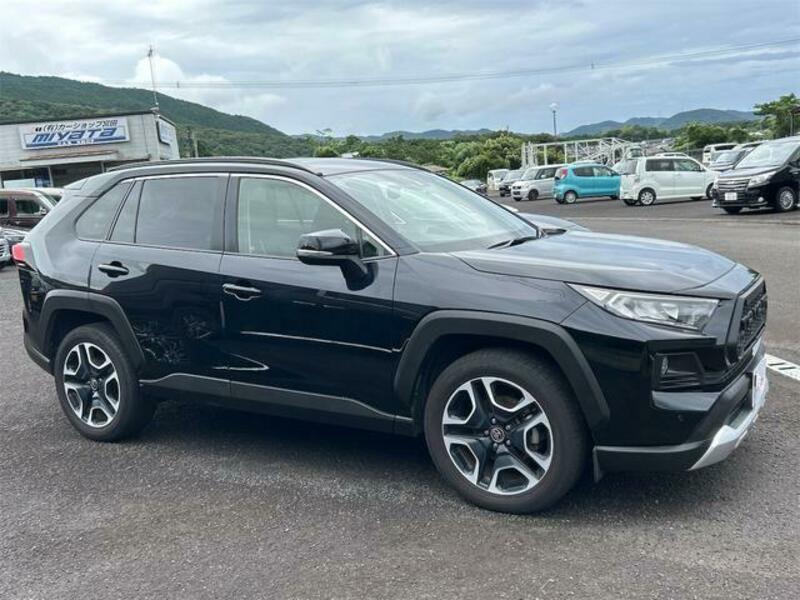 RAV4