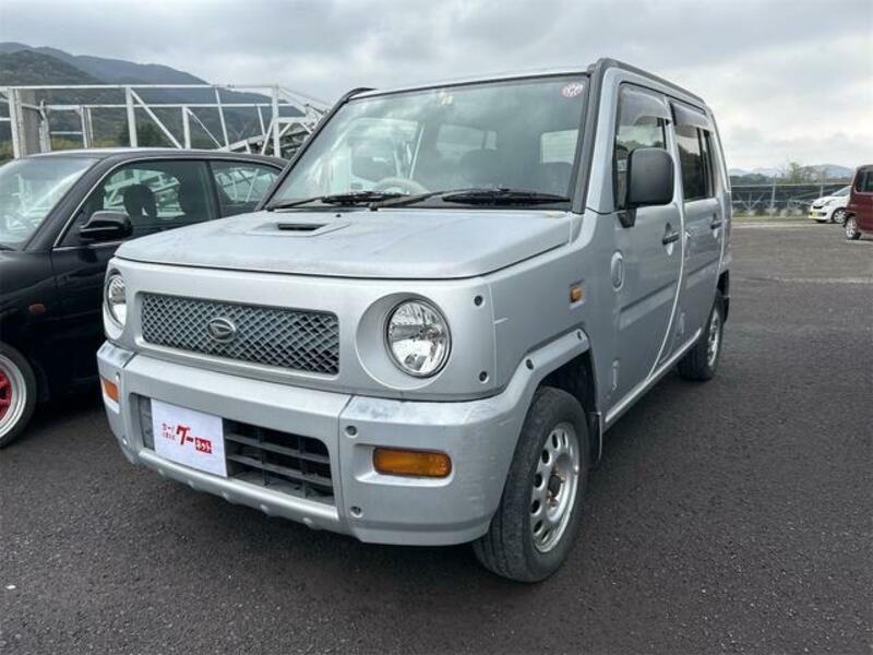 DAIHATSU NAKED