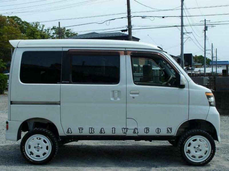 ATRAI WAGON