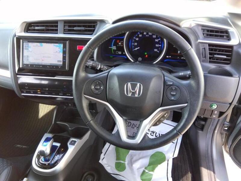 FIT HYBRID