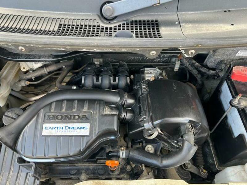 N BOX