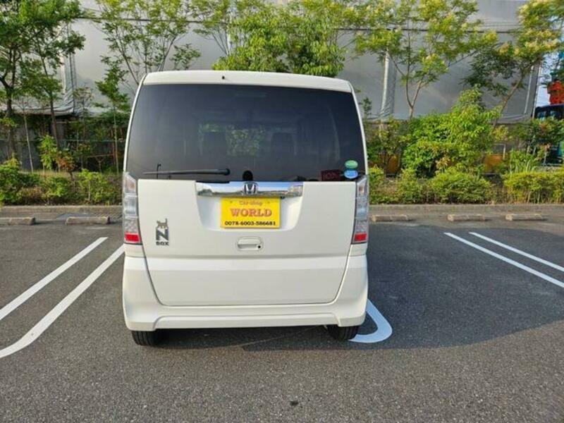 N BOX