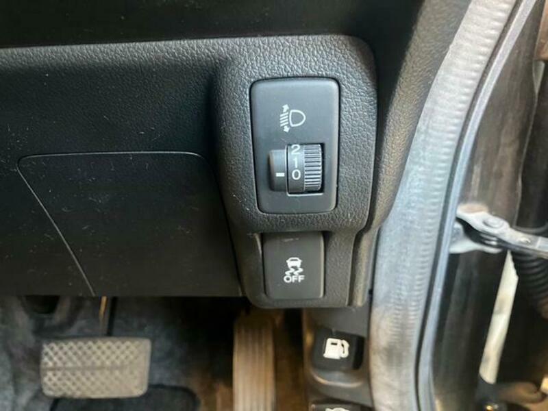 N BOX