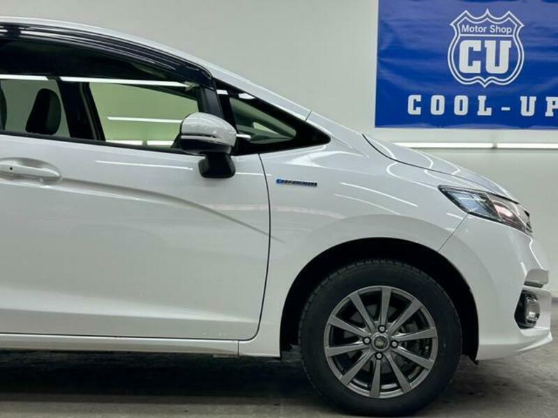 FIT HYBRID