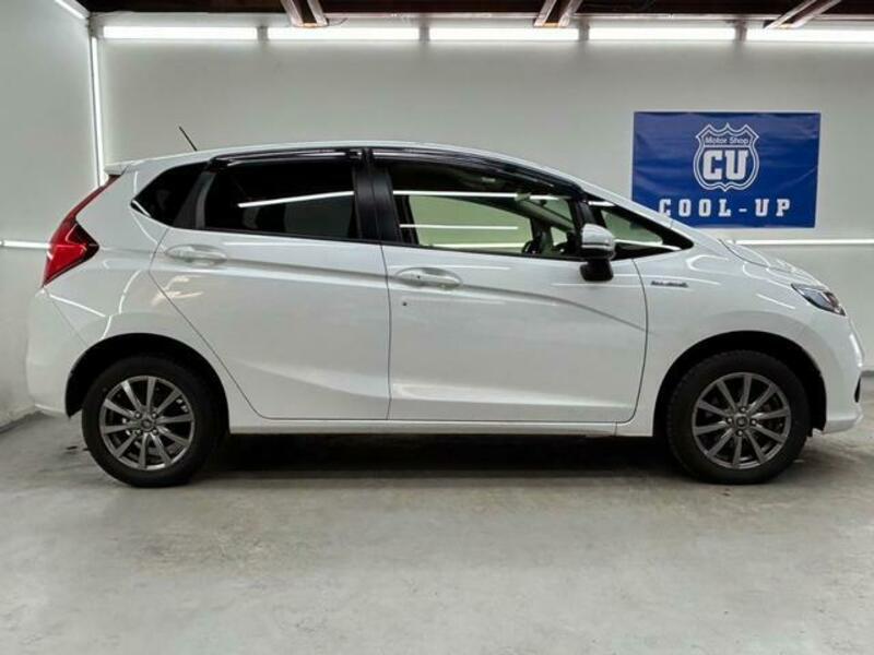 FIT HYBRID
