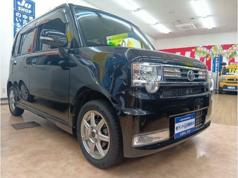 TOYOTA PIXIS SPACE