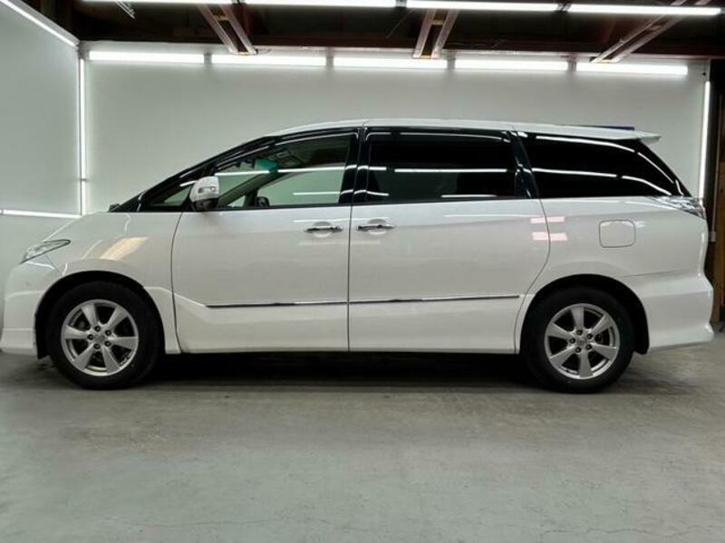 ESTIMA HYBRID