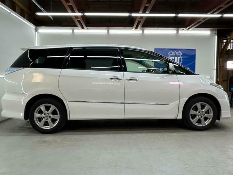 ESTIMA HYBRID