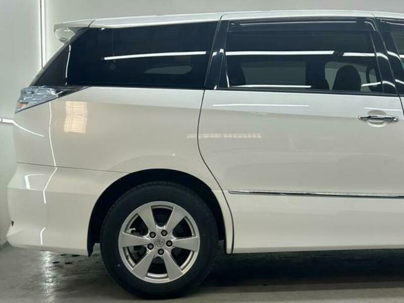 ESTIMA HYBRID