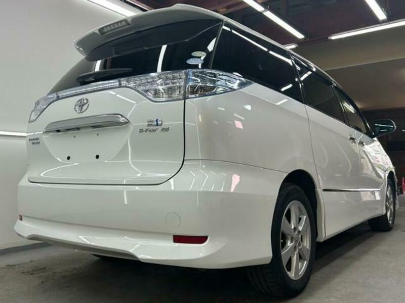 ESTIMA HYBRID