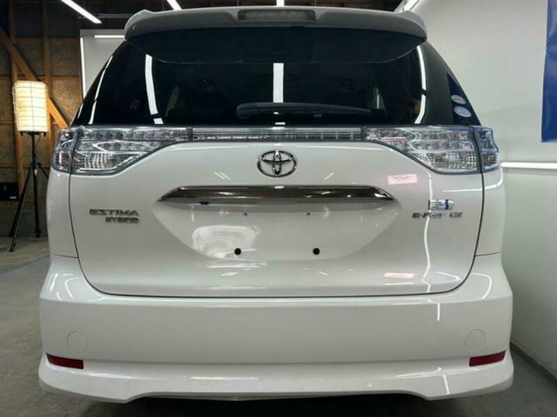 ESTIMA HYBRID