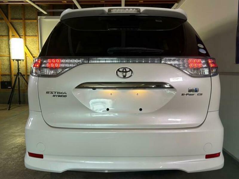 ESTIMA HYBRID