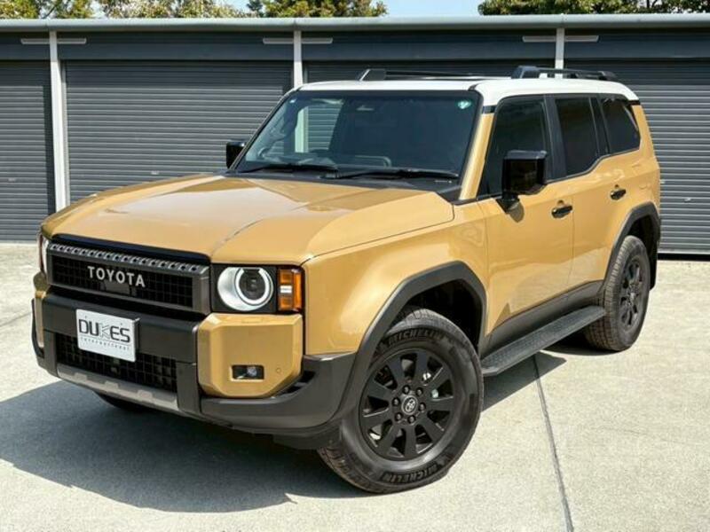 TOYOTA LAND CRUISER 250