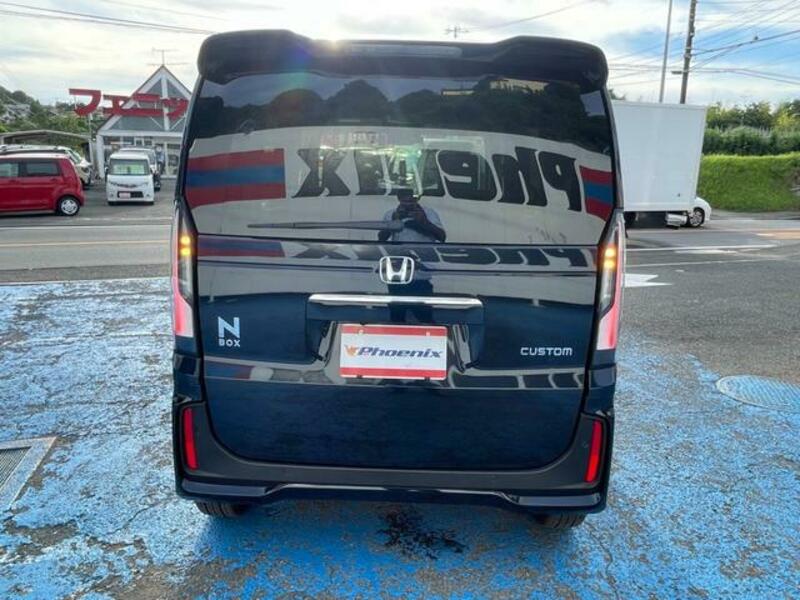 N BOX CUSTOM