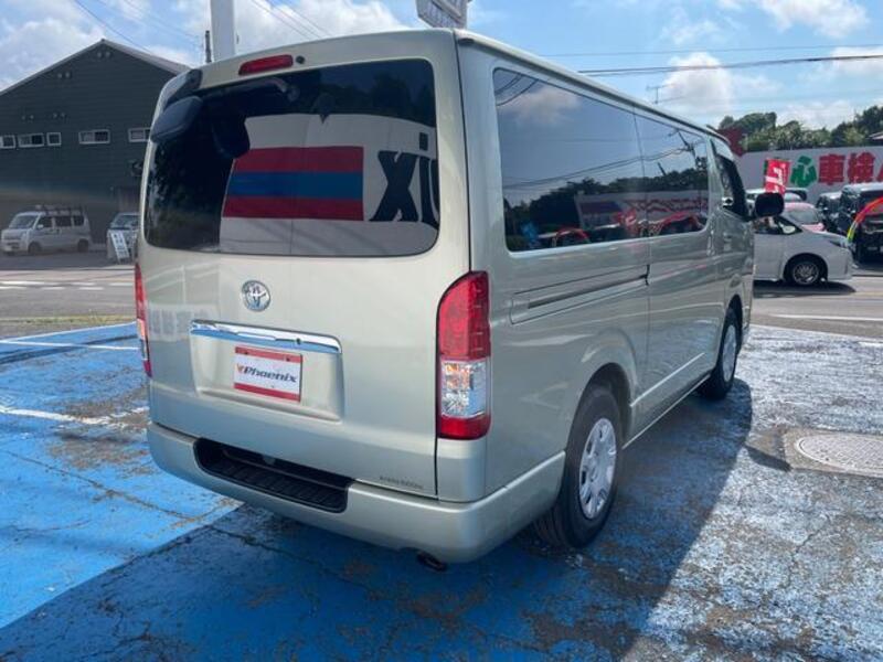 HIACE VAN