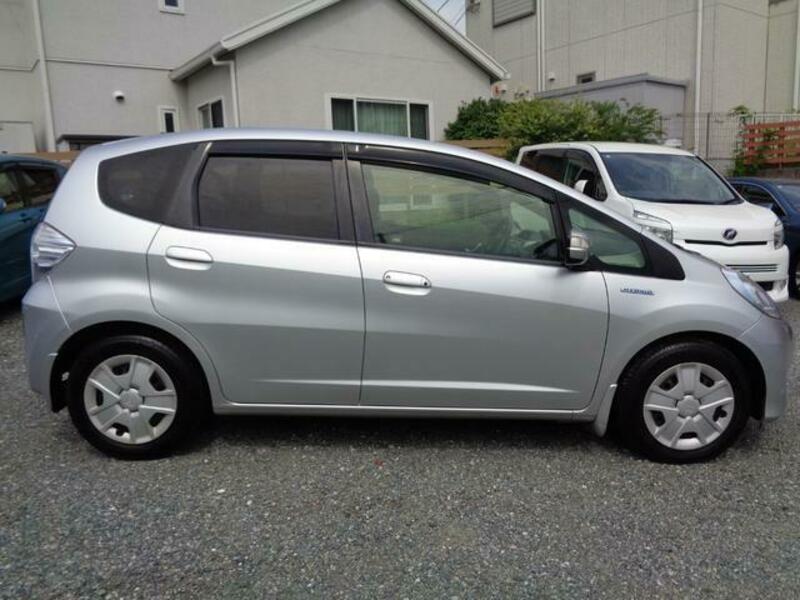 FIT HYBRID