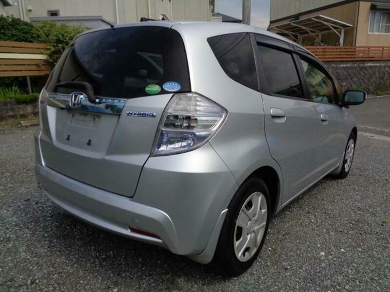 FIT HYBRID