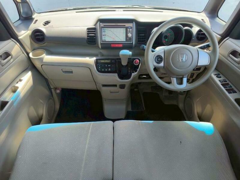 N BOX