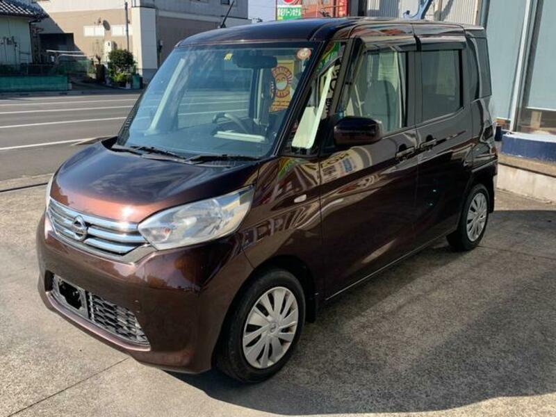 NISSAN DAYZ ROOX