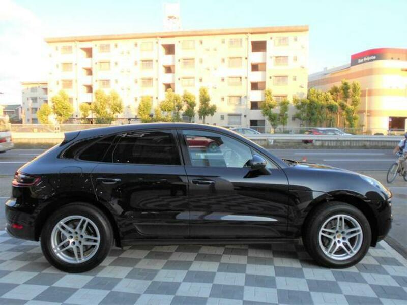 MACAN