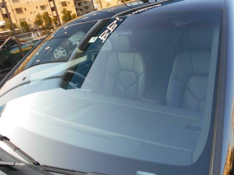 MACAN