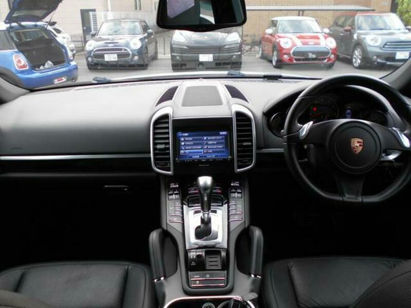 CAYENNE