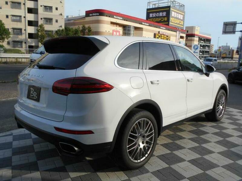 CAYENNE