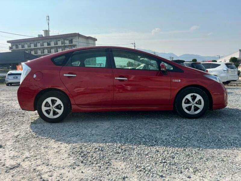 PRIUS PHV