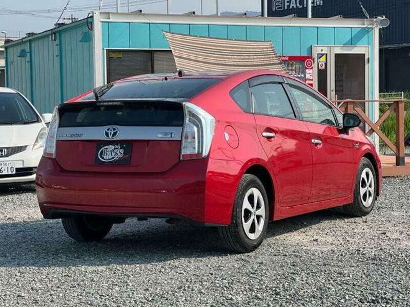 PRIUS PHV