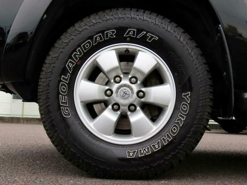 HILUX SURF