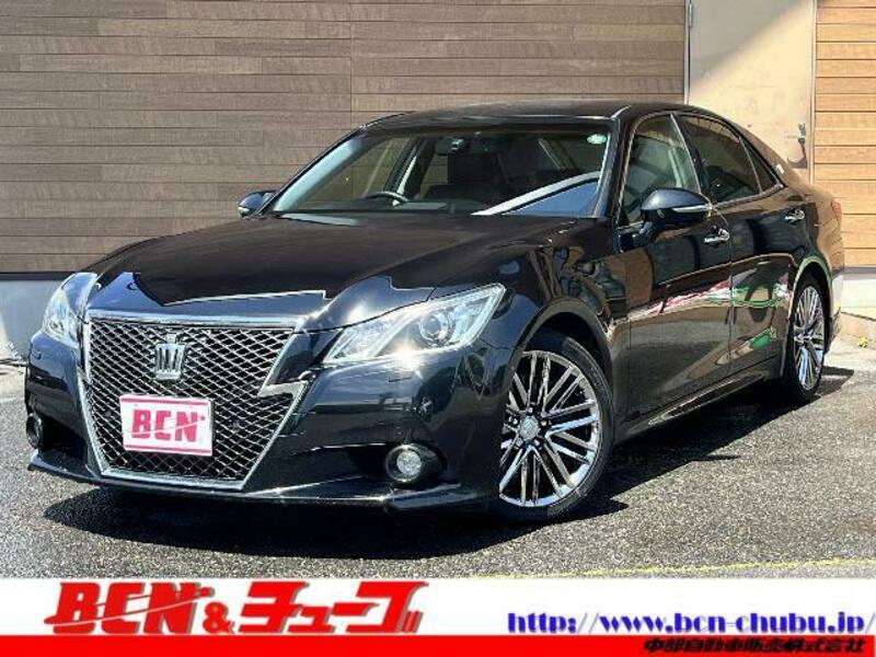 TOYOTA CROWN