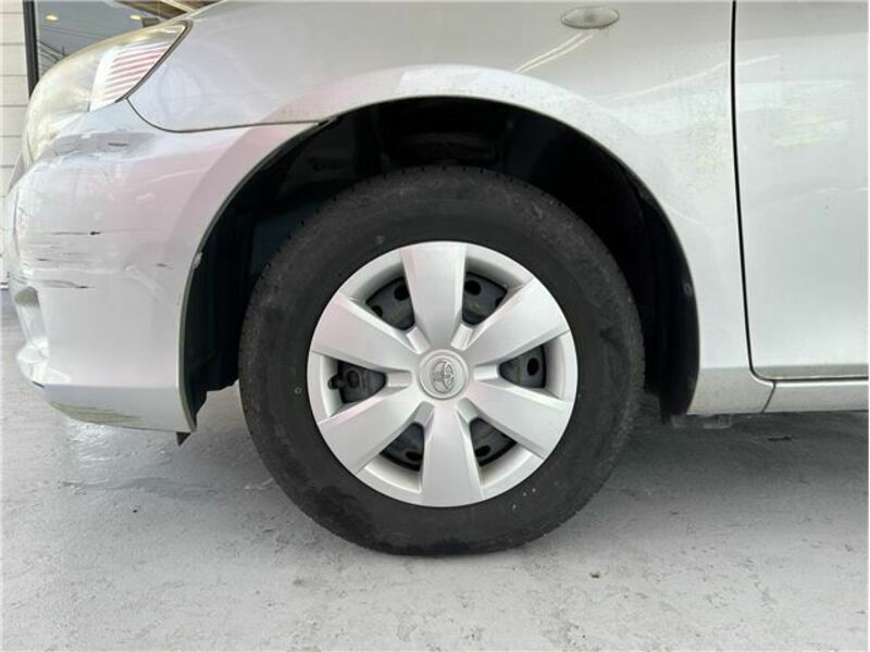 COROLLA AXIO