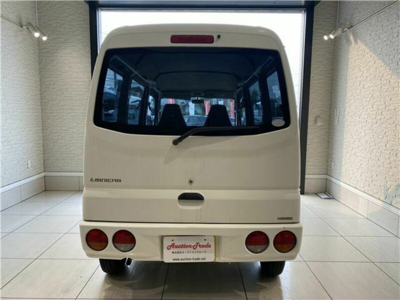 MINICAB VAN